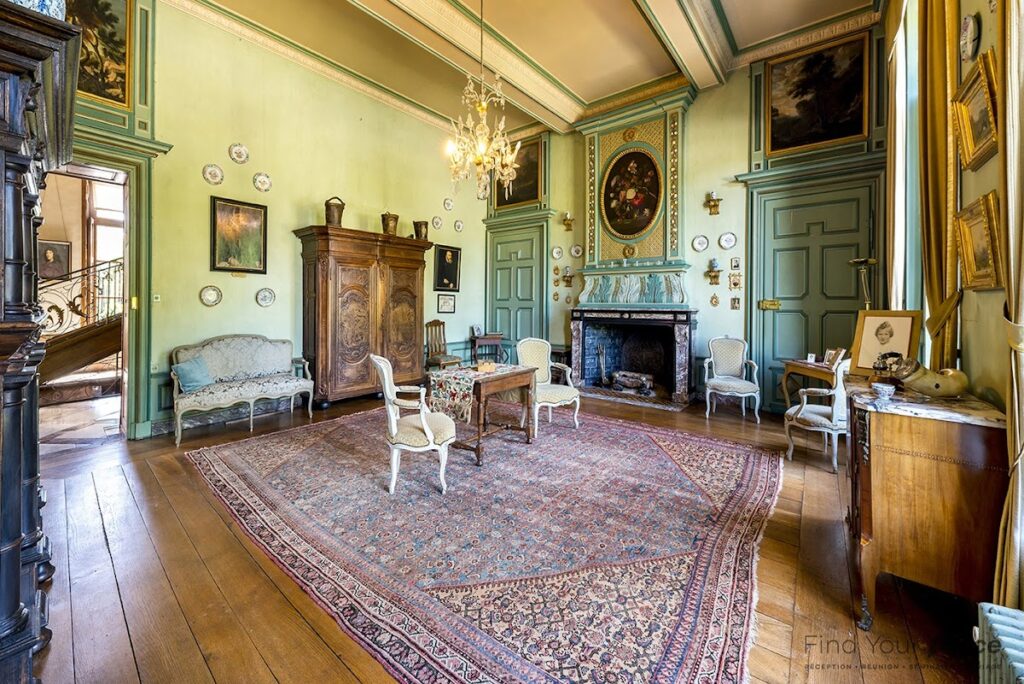 Waleffe Castle: An Eighteenth-Century Louis XIV-Style Residence in Belgium 3 Waleffe Castle