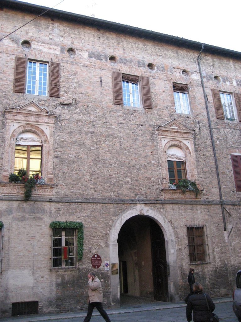Palazzo Tirelli: A Late-Medieval Noble Residence in Parma