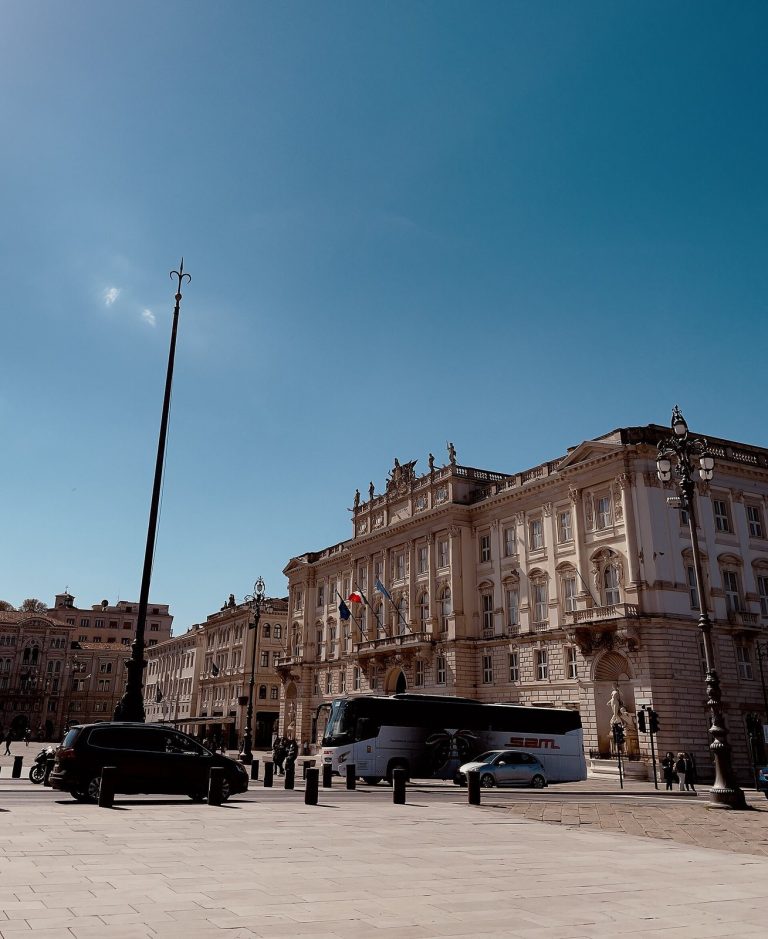 Palazzo del Lloyd Triestino: Former Shipping Company Headquarters in Trieste