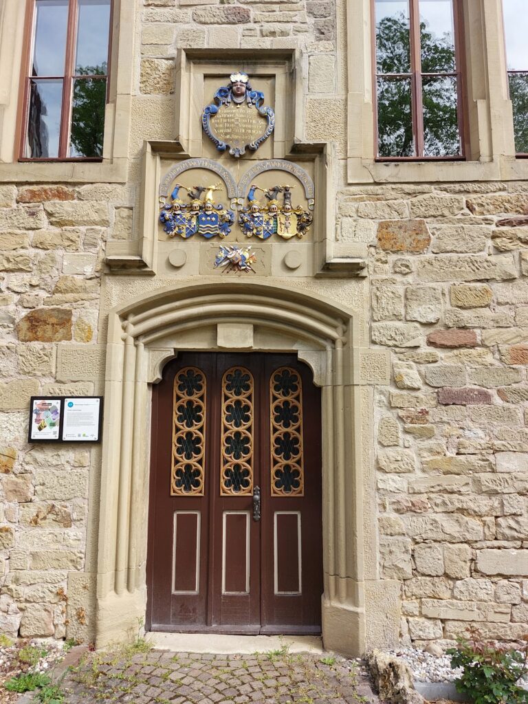 Hemmingen Castle: A Historic Castle and Town Hall in Germany 2 Hemmingen Castle