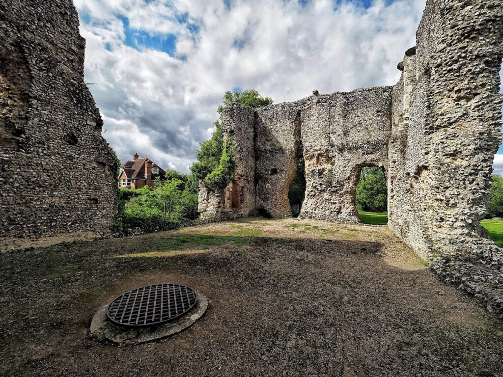 Bishop's Waltham Palace