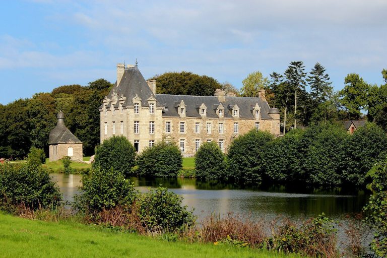 Château de Kerduel: A Historic Castle in Brittany
