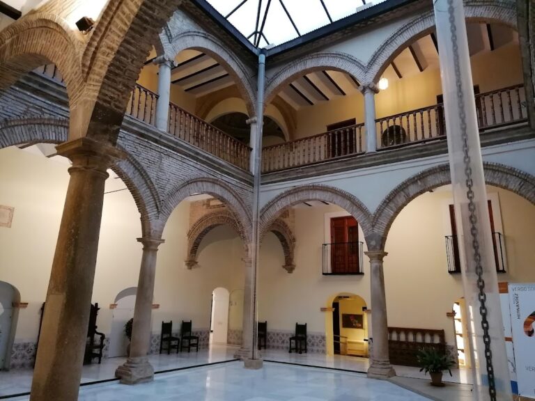 Palacio de Villardompardo: 16th-century Renaissance palace and museum complex in Jaén