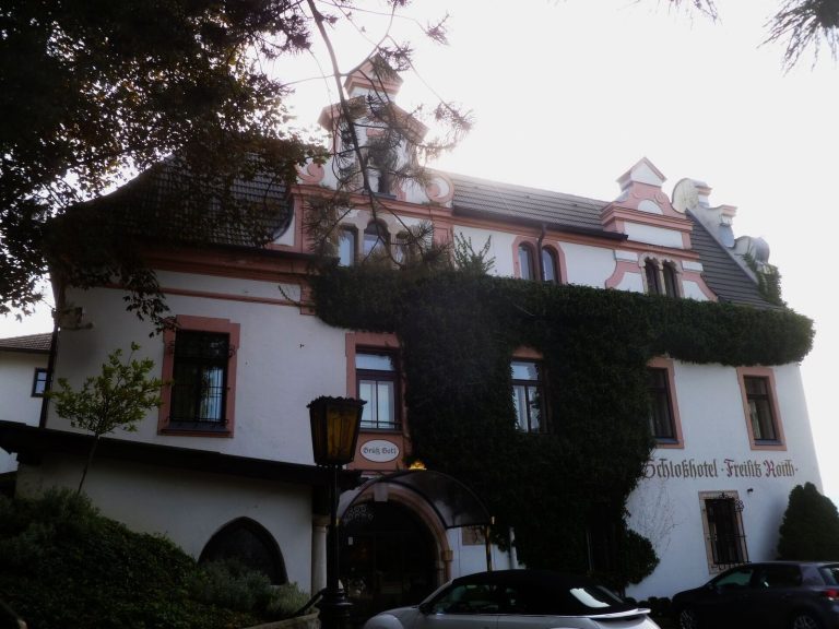 Schloss Roith, Gmunden: A Noble Residence and Lakeside Castle