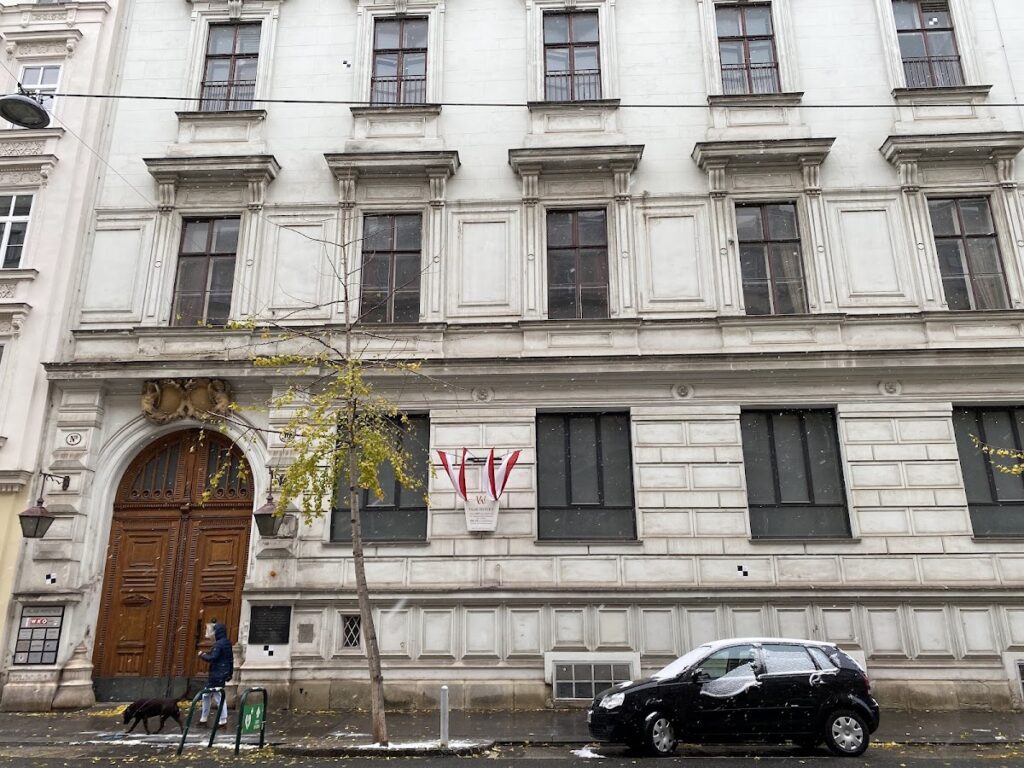 Palais Festetics, Vienna: A Neo-Renaissance Palace and Commercial Institution 1 Palais Festetics, Vienna