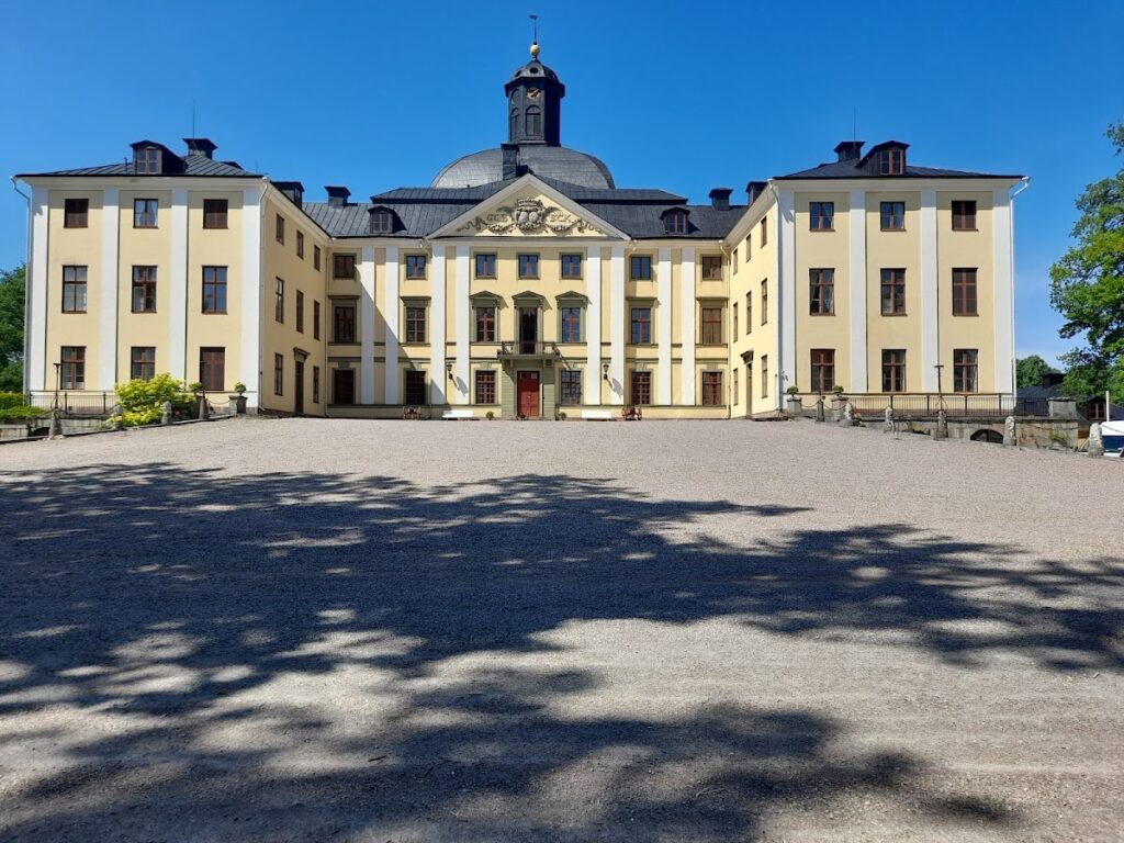 Örbyhus Castle: Medieval Keep and Baroque Palace in Sweden 1 Örbyhus Castle