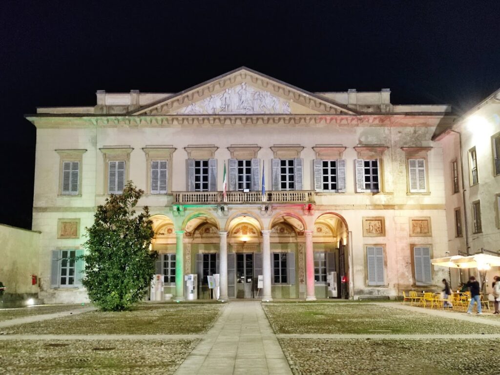 Calderara Palace: A Historic Villa and Municipal Headquarters in Italy 2 Calderara Palace