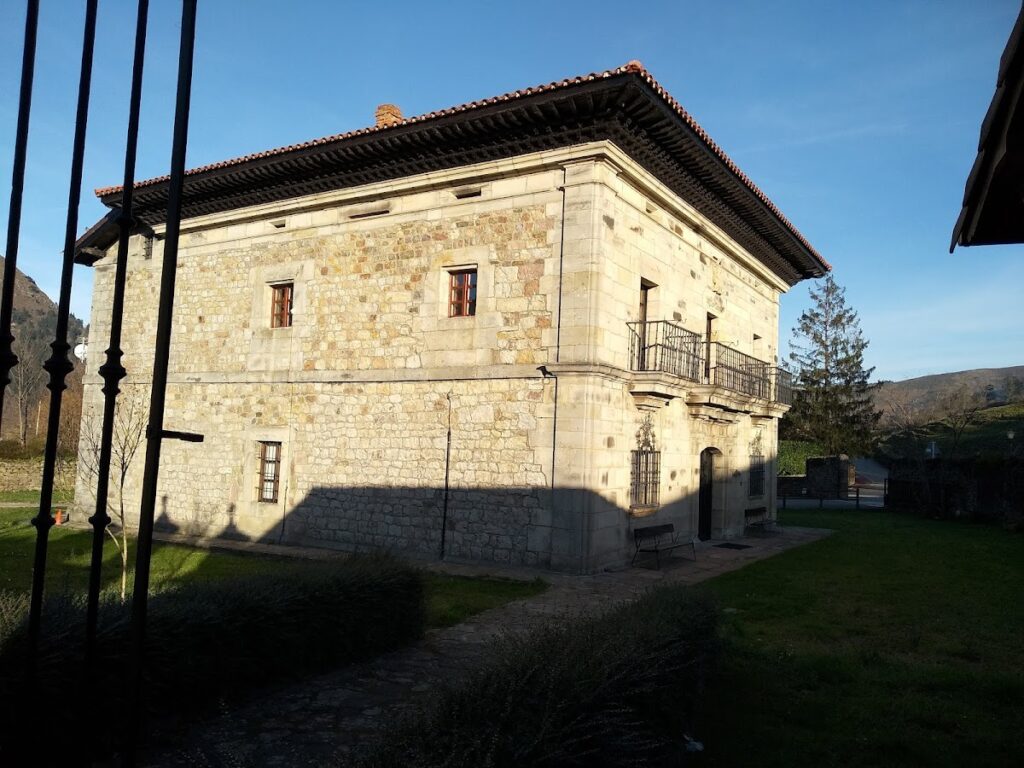 Palacio de Mier: A Nineteenth-Century Manor Complex in Cantabria 1 Palacio de Mier