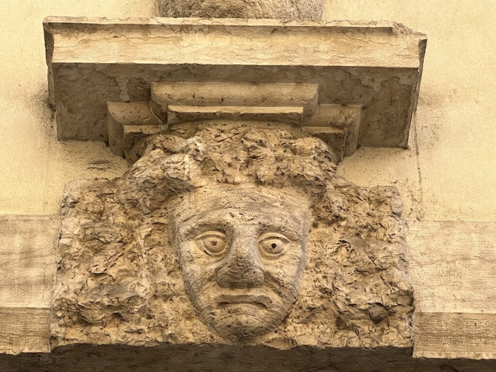 Palazzo Trautmannsdorf Saracini: A Baroque Palace in Trento 2 Palazzo Trautmannsdorf Saracini