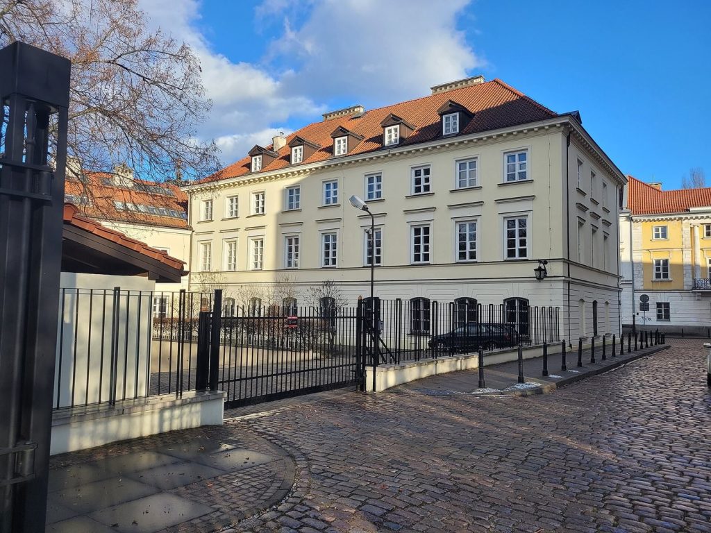 Maria Radziwiłłowa Palace: A Classical Magnate Residence in Warsaw 2 Maria Radziwiłłowa Palace
