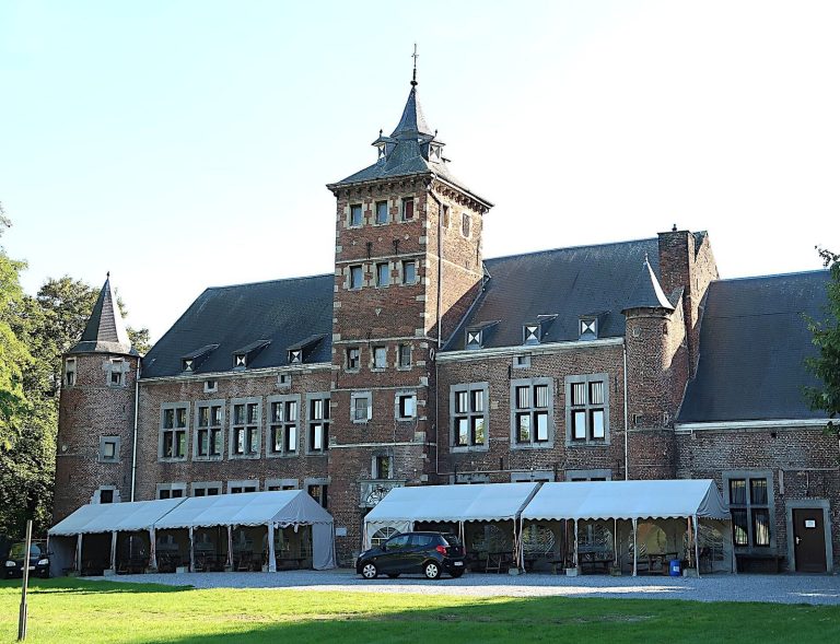 Castle of Hollogne: Seat of the Lordship of Grâce-Courtejoye