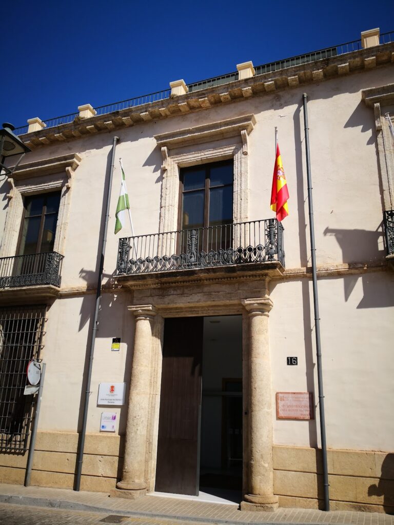 Palacio de los Marqueses de Cabra: A Neoclassical Palace in Almería 2 Palacio de los Marqueses de Cabra