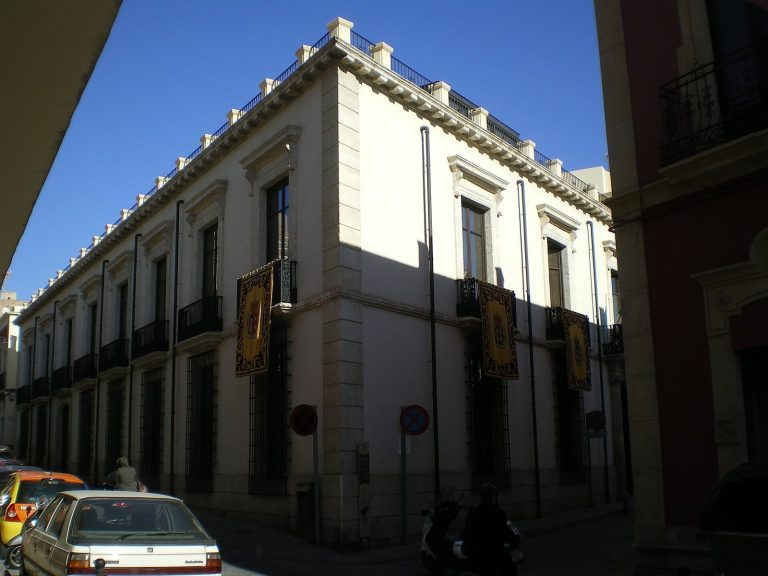 Palacio de los Marqueses de Cabra: A Neoclassical Palace in Almería