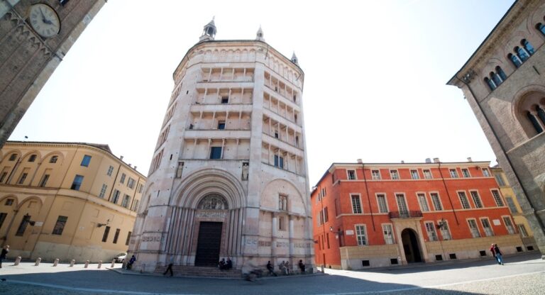 Palazzo Dalla Rosa Prati: A Neoclassical Palace in Parma