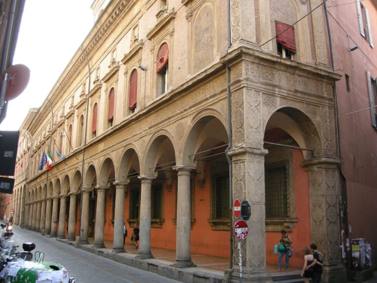 Palazzo Malvezzi Campeggi, Bologna: A Renaissance Palace and University Faculty