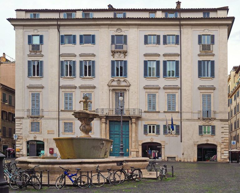 Palazzo Fusconi-Pighini: A Renaissance Palace in Rome