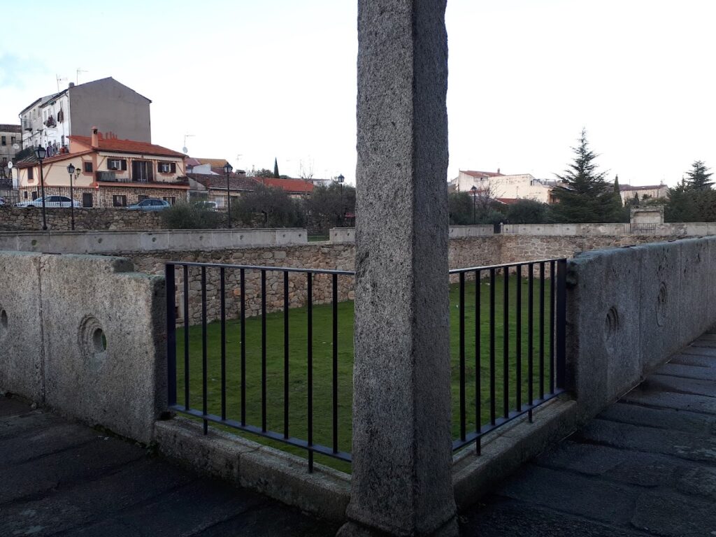 Palacio de Villena: A Fifteenth-Century Palace in Cadalso de los Vidrios 4 Palacio de Villena