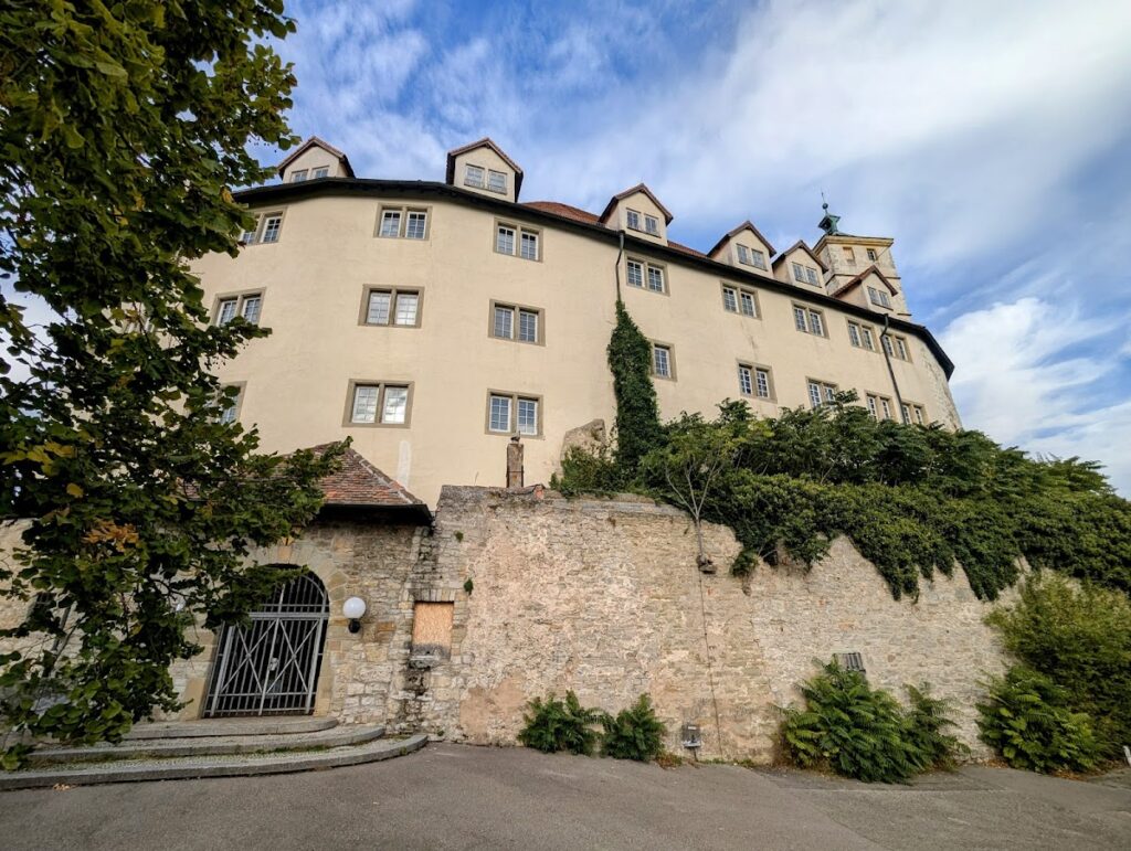 Schloss Kaltenstein: A Historic Castle and Palace in Vaihingen an der Enz 2 Schloss Kaltenstein
