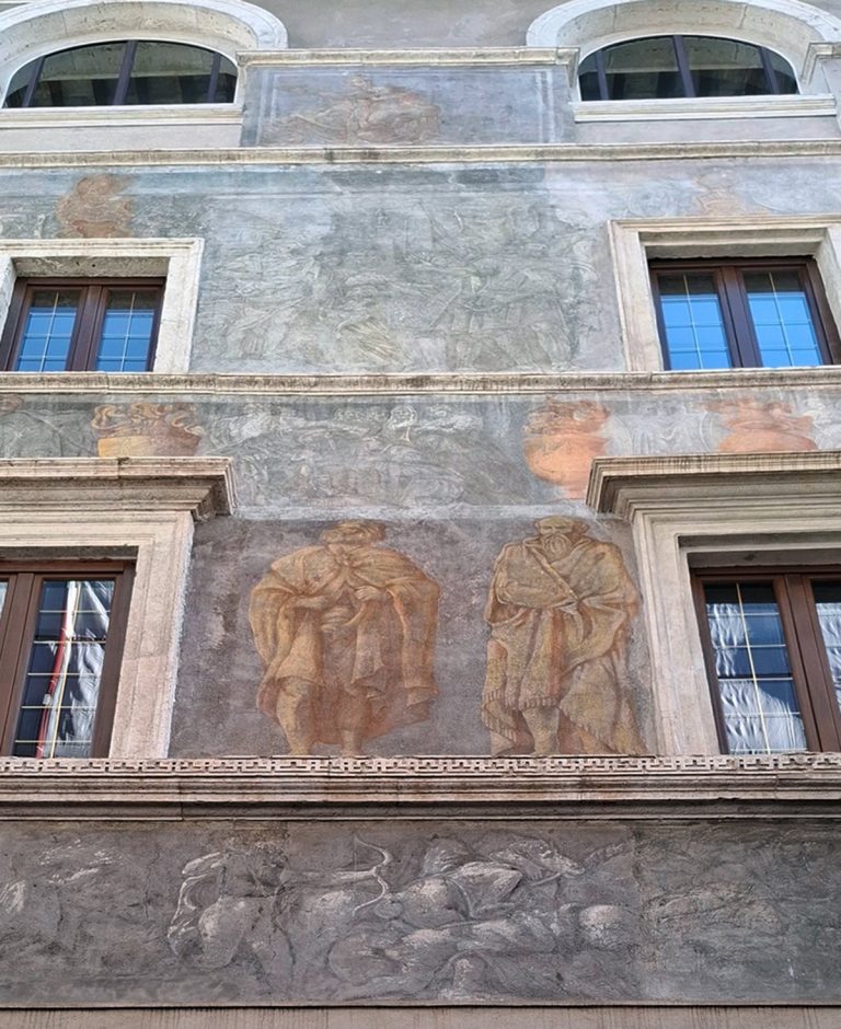 Palazzo Milesi (Rome): A Renaissance Palace in the Ponte District