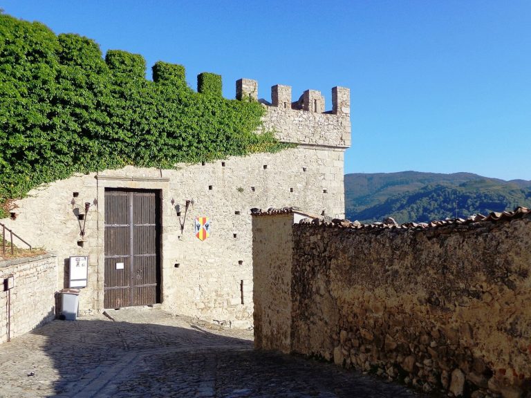 Castello di Montalbano Elicona: A Norman Fortress and Royal Residence in Italy