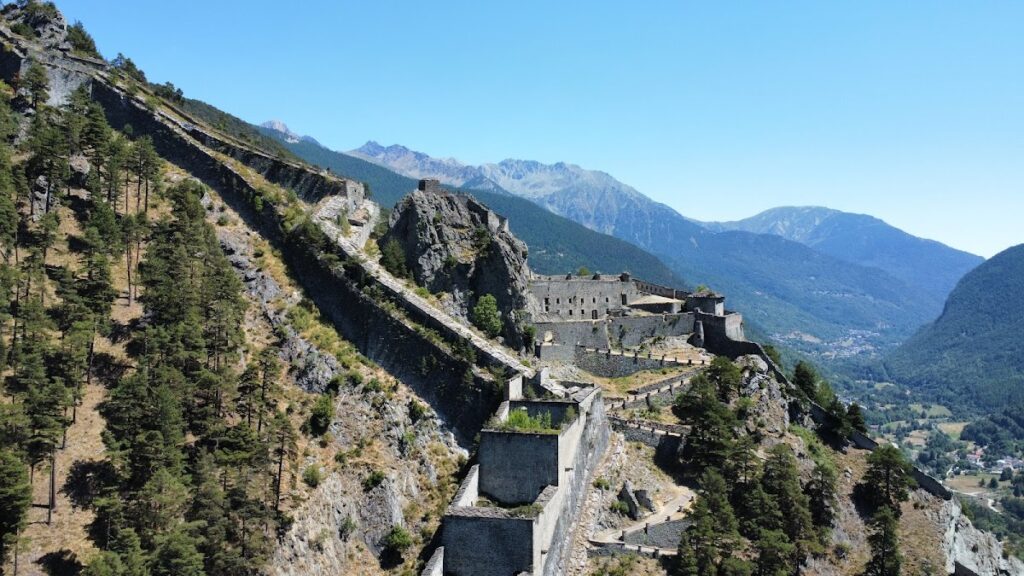 Fenestrelle Fort: A Mountain Fortress in Italy’s Chisone Valley 3 Fenestrelle Fort