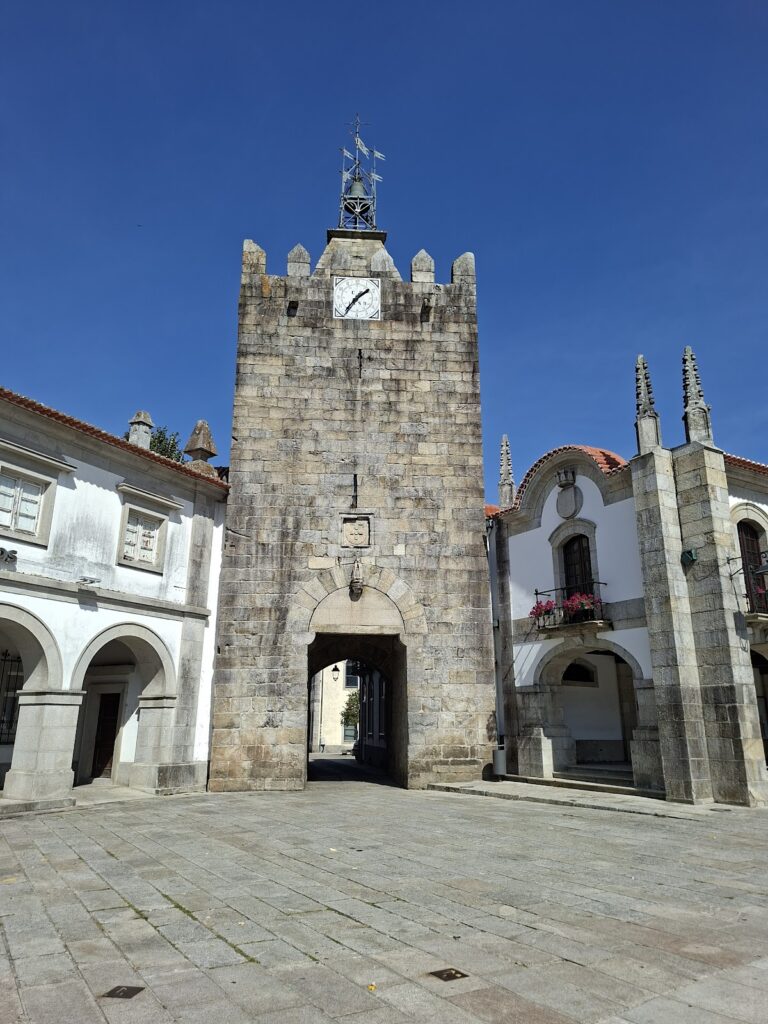 Fortifications of Valença do Minho: A Portuguese Frontier Stronghold 3 Fortificações da Praça de Valença do Minho