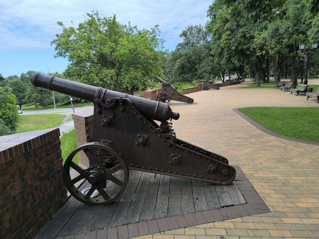 Chernihiv Val: The Fortified Medieval Center of Chernihiv 2 Chernihiv Val