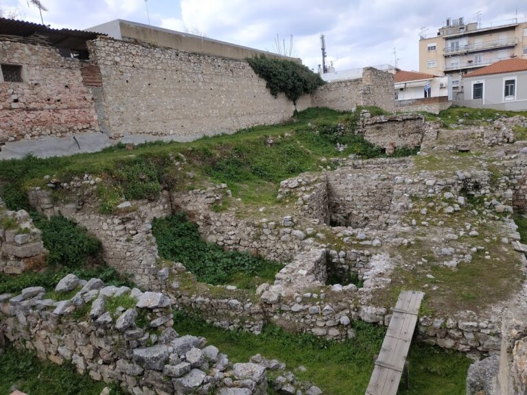 Cadmea of Thebes: Ancient citadel of Thebes, Greece