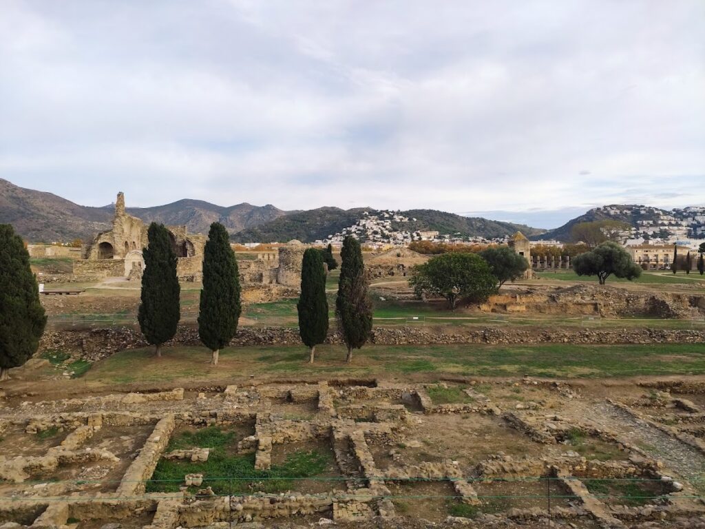 Ciutadella de Roses: A Multi-Period Fortified Enclosure in Spain 2 Ciutadella de Roses