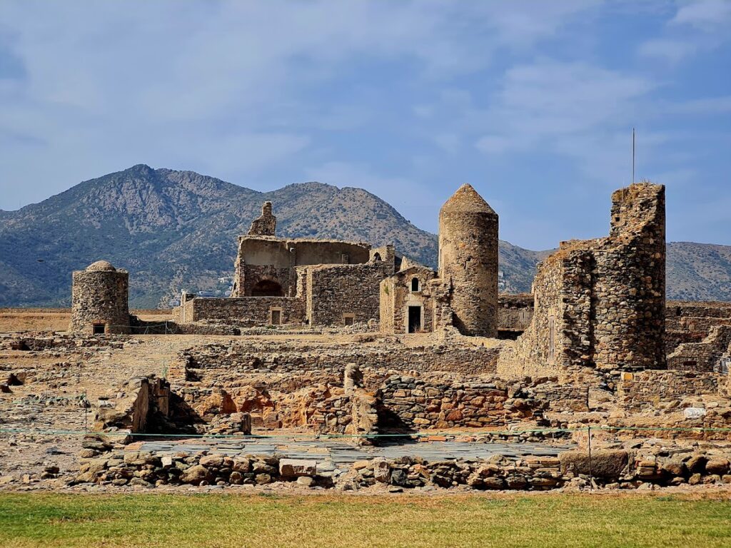 Ciutadella de Roses: A Multi-Period Fortified Enclosure in Spain 3 Ciutadella de Roses