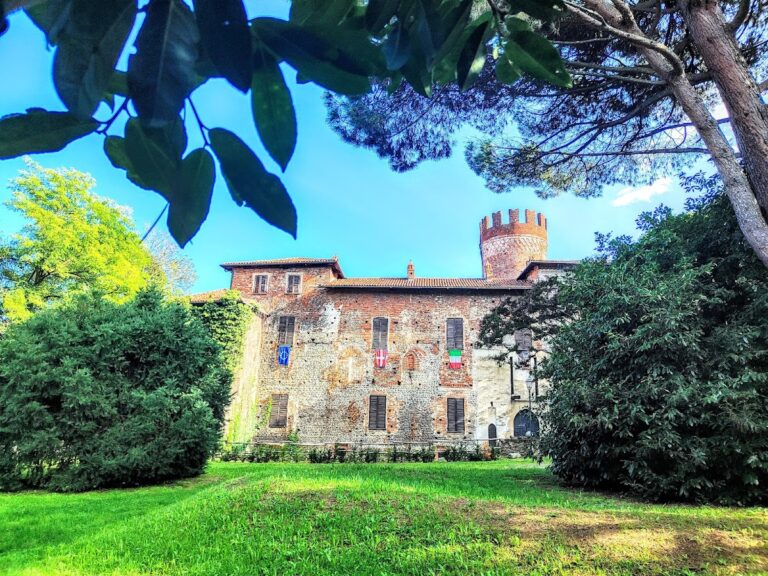 Castello di Malgrà: A Medieval Castle and Exhibition Venue in Italy