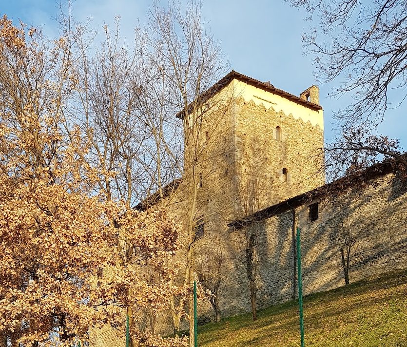 Castello di Veggiola: A Medieval Castle in Italy 1 Castello di Veggiola