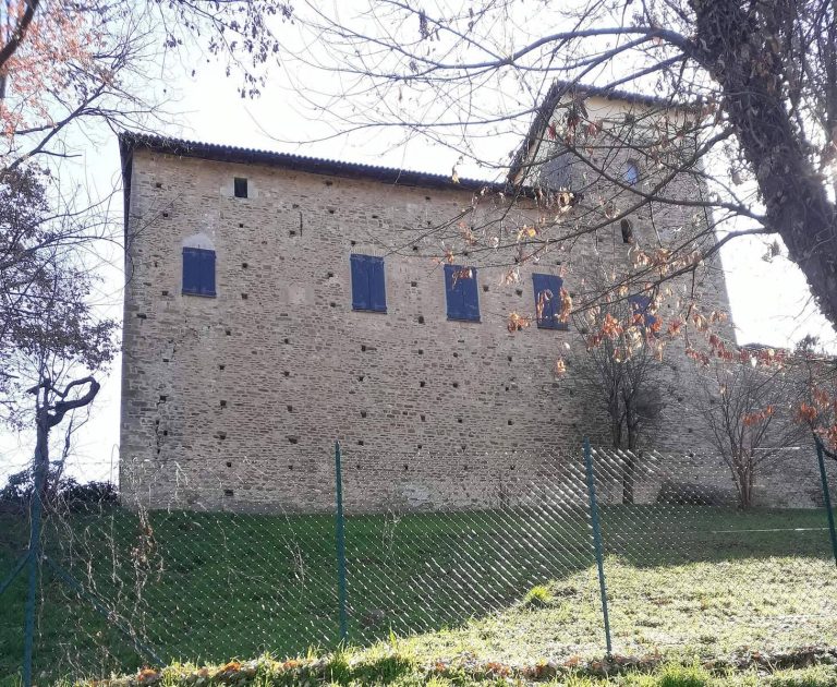 Castello di Veggiola: A Medieval Castle in Italy