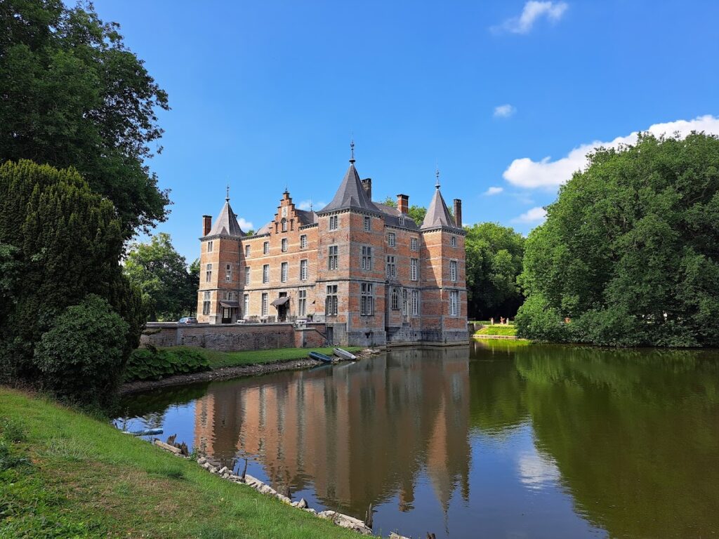 Anvaing Castle: A Gothic-Renaissance Castle and Site of the 1940 Belgian Capitulation 2 Anvaing Castle
