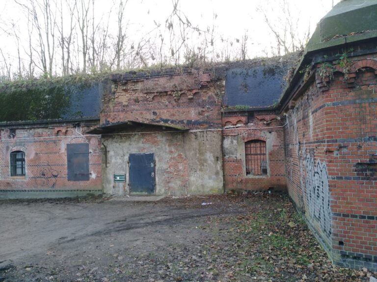 Fort IXa in Poznań: An Intermediate Fort of the Poznań Fortress