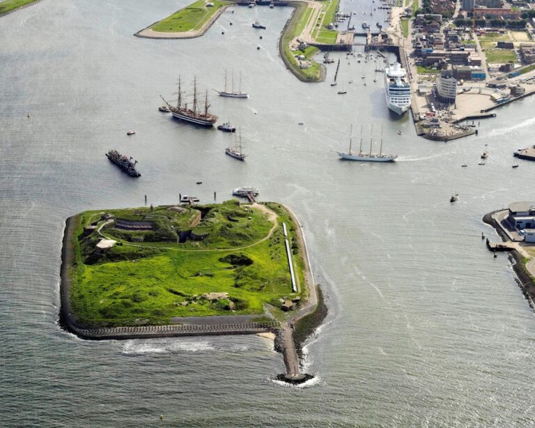 Fort bij IJmuiden: A Coastal Defense Fort at the North Sea Canal