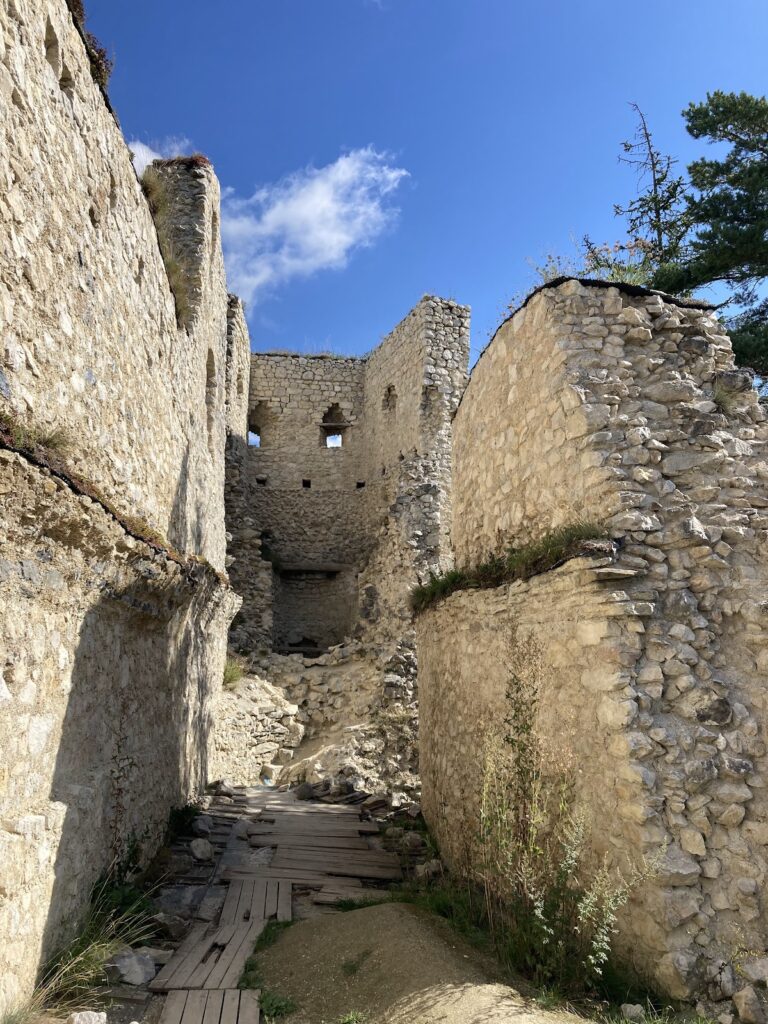 Blatnica Castle: A Medieval Stronghold on the Via Magna in Slovakia 2 Blatnica Castle
