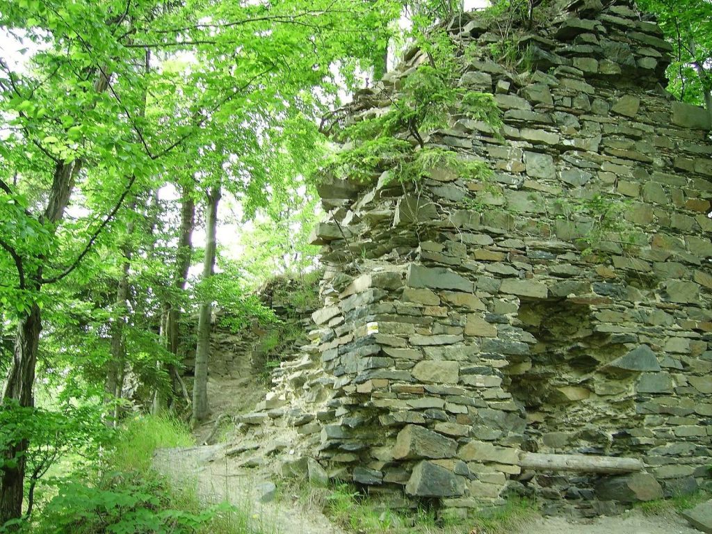 Potštát Castle: Medieval Fortress Ruins in Czechia 1 Potštát Castle