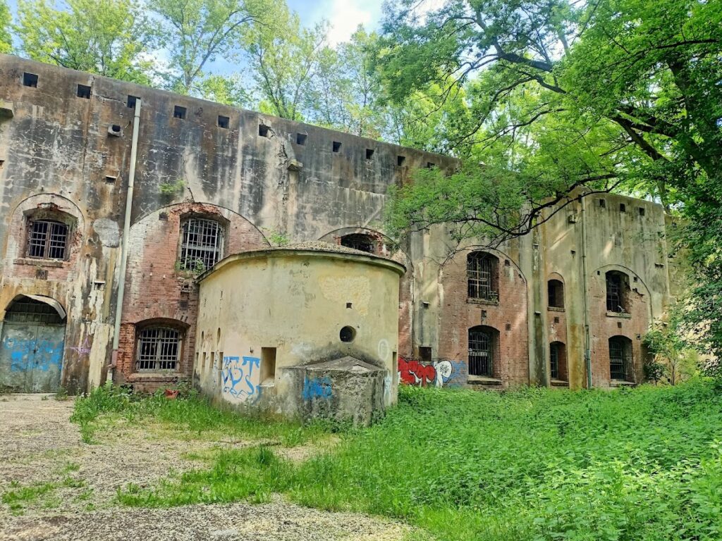 Fort 49a "Dłubnia": An Austro-Hungarian Fortress in Kraków 1 Fort 49a "Dłubnia"