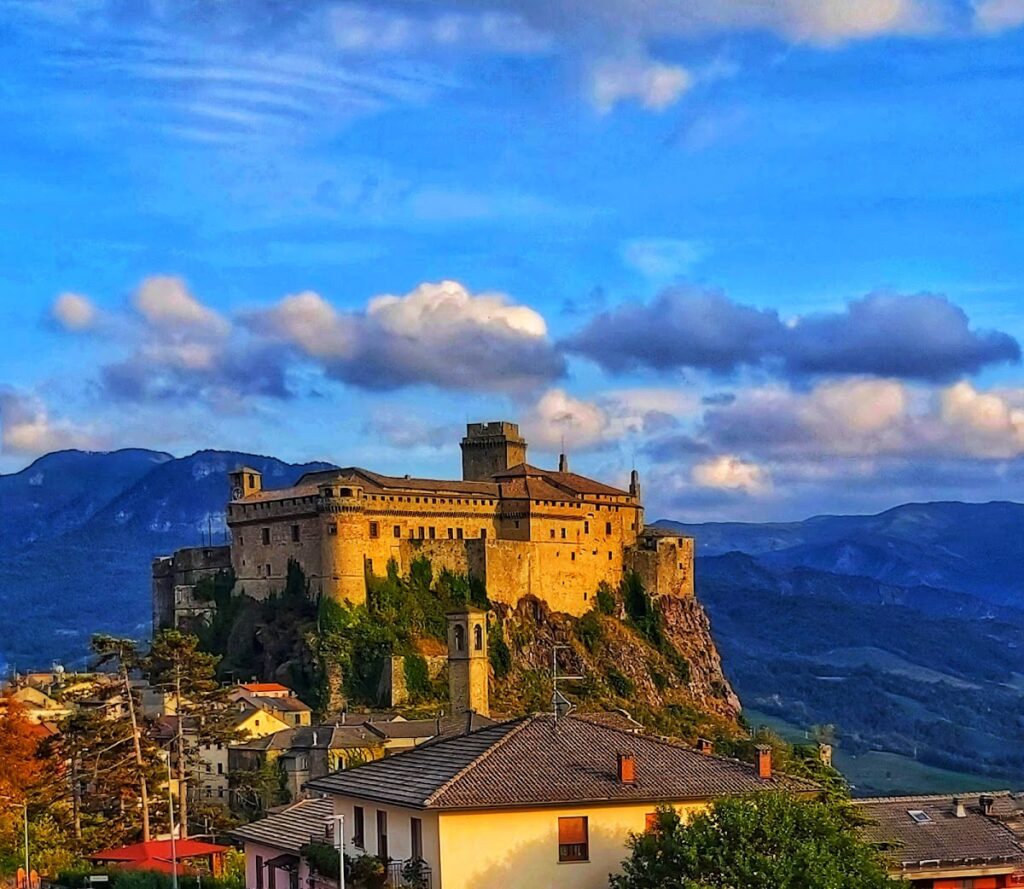 Castle of Bardi: A Medieval Fortress in Northern Italy 2 Castle of Bardi
