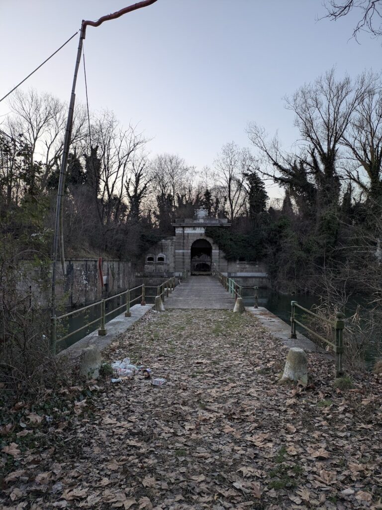 Fort Tron: A Nineteenth-Century Fortress and Italian Army Barracks 2 Fort Tron