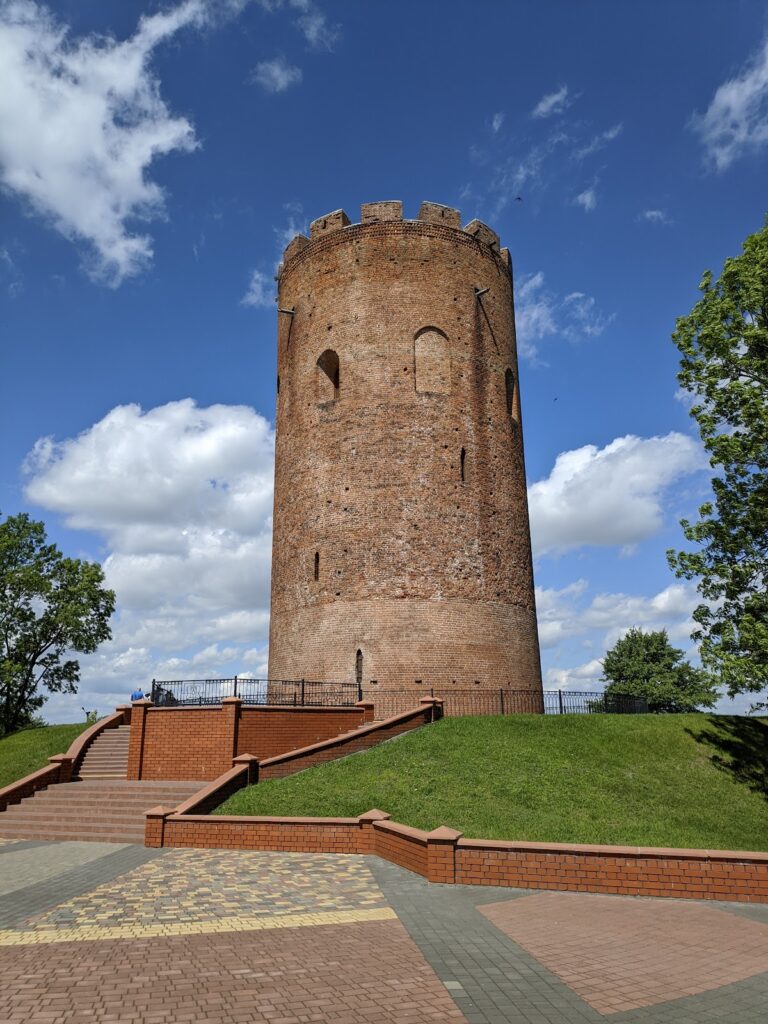 Kamyenyets: An Ancient Rus Fortified Settlement in Belarus 1 Kamyenyets