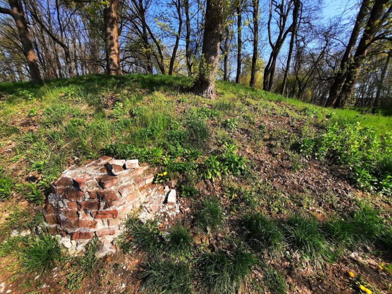 Fort 15 “Pszorna”: 19th-Century Redoubt in Kraków’s Fortifications