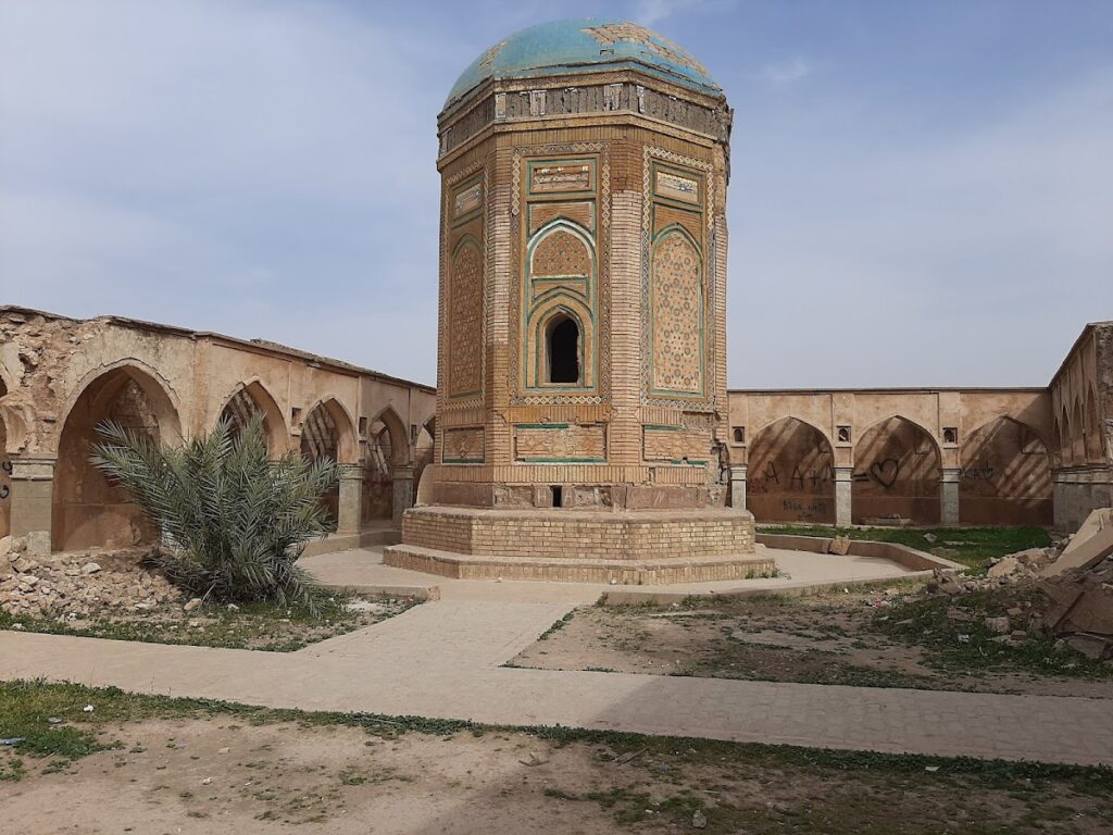 Kirkuk Citadel: A Historic Fortified Settlement in Iraq 3 Kirkuk Citadel