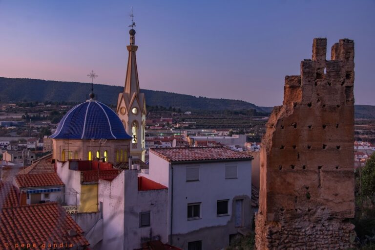 Castell de Moixent: A Medieval Fortress in Valencia