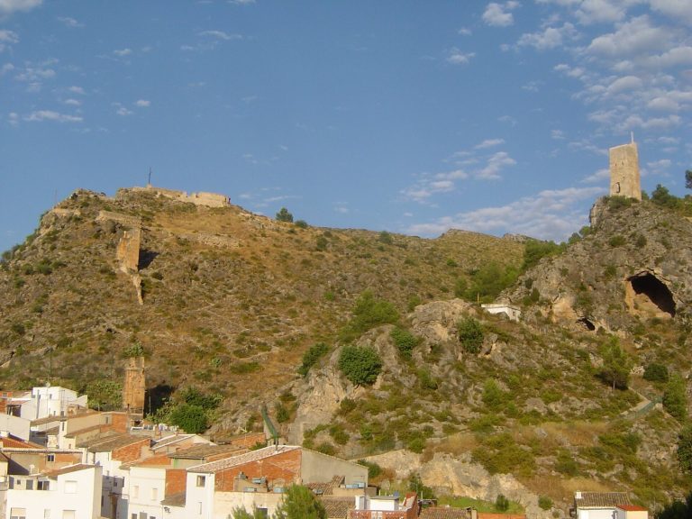 Castell de Moixent: A Medieval Fortress in Valencia
