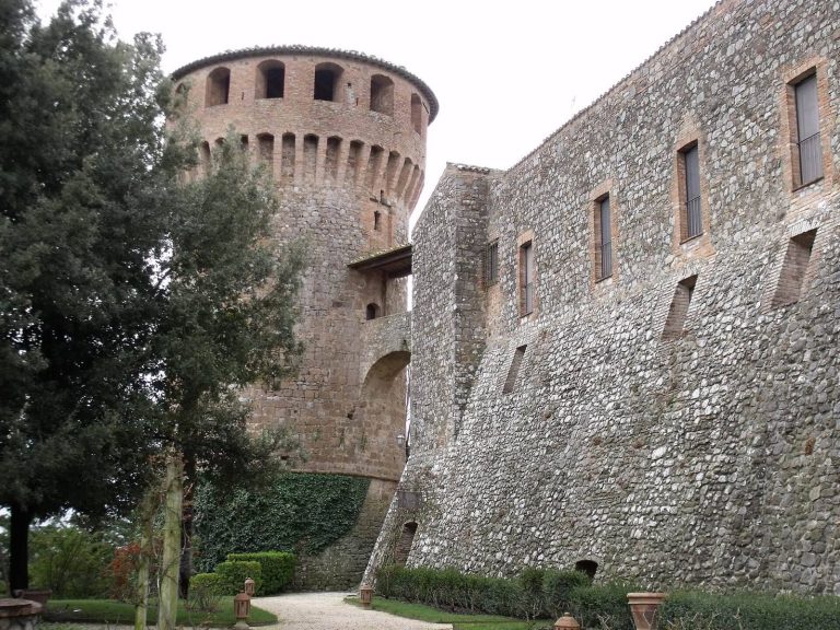 Castello della Sala: A Fourteenth-Century Fortification in Italy