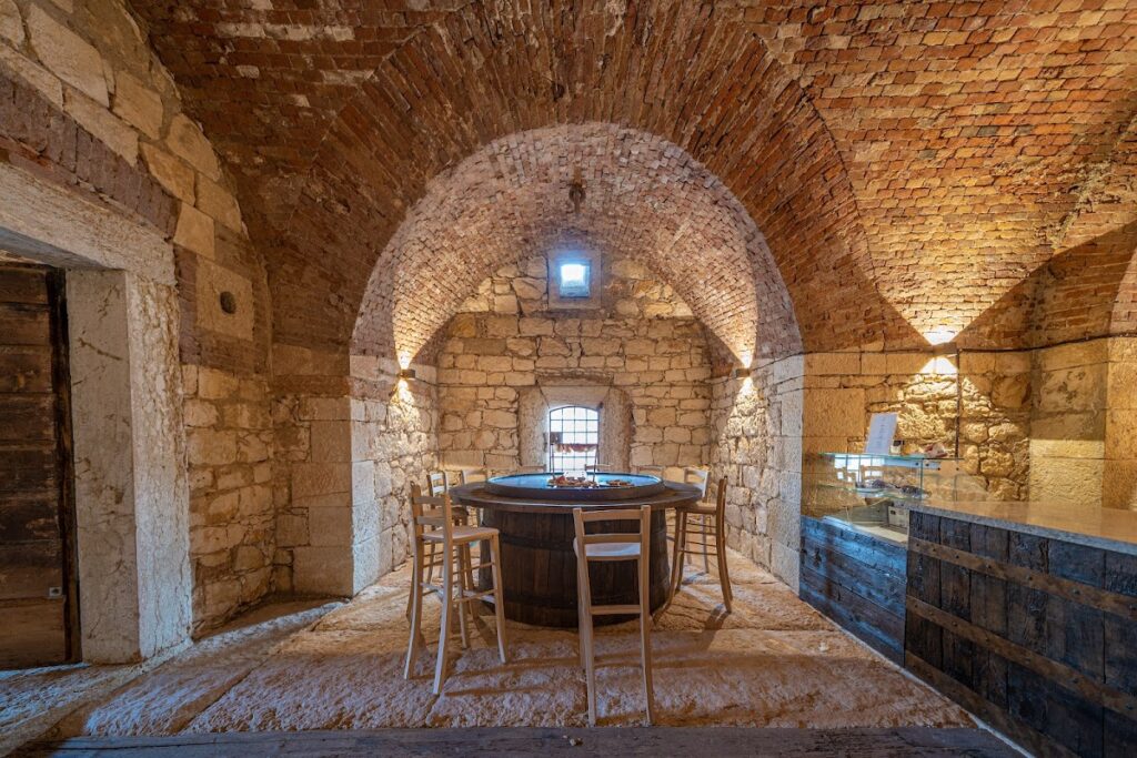 Forte Monte Folaga: An Austrian Fortification near Pastrengo 2 Forte Monte Folaga