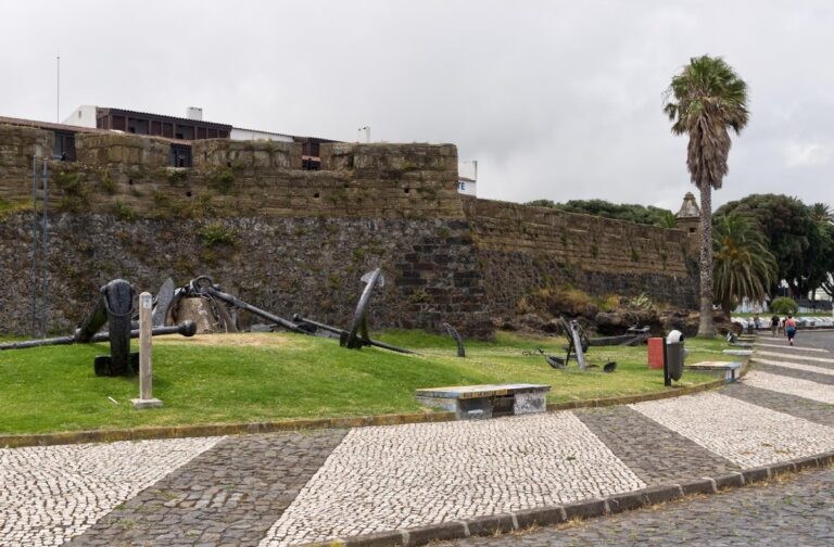 Fort of Santa Cruz: A Sixteenth-Century Harbour Defence in Horta, Portugal