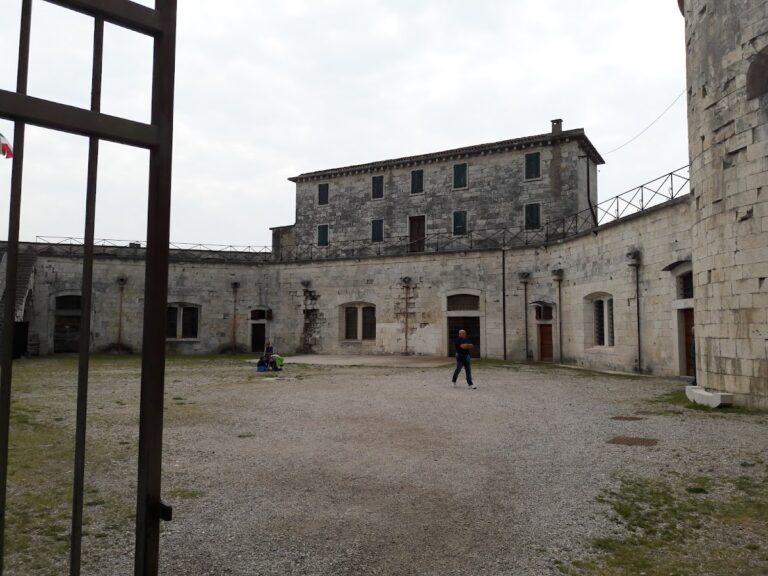 Forte Piovezzano: An Austrian Fort in the Quadrilateral Defensive System